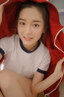 被深顶得说不出话